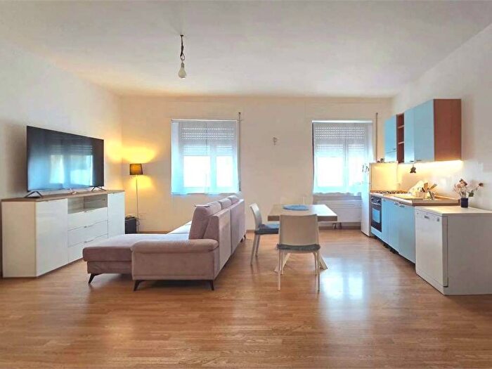 Appartamento bilocale in affitto in viale santAvendrace, Stampace, Cagliari