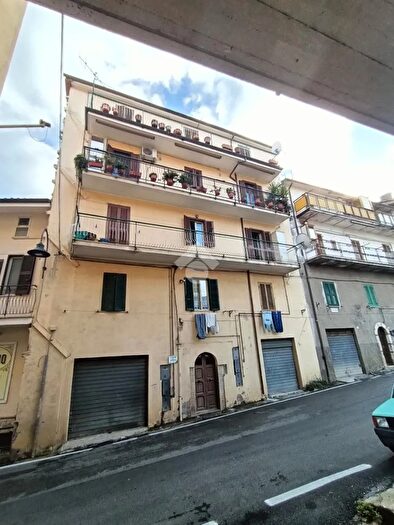 Appartamento trilocale in vendita in Via Dante, Carpineto Romano