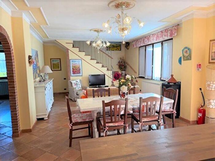 Casa con 6 locali in affitto in Via Giacomo Matteotti, Riccò del Golfo di Spezia