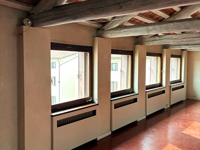 Appartamento con 6 locali in affitto in Via San Pietro, Riviere, Padova