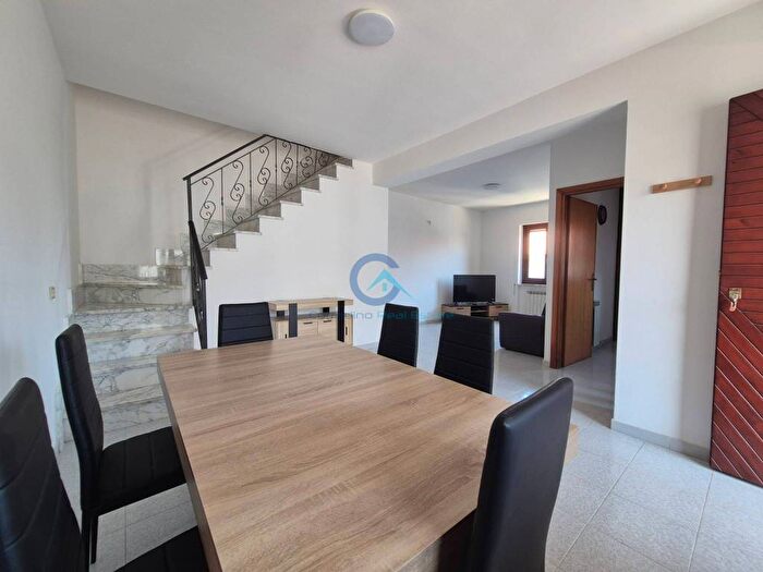 Casa trilocale in affitto in Squillace Lido, Squillace