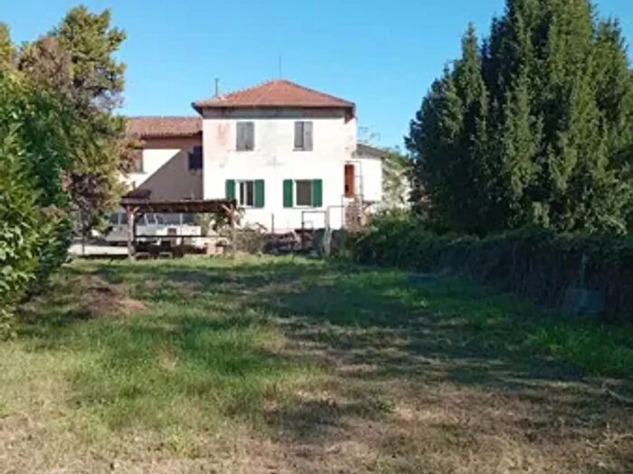 Appartamento bilocale in vendita in Strada Rocca Grimalda, Ovada