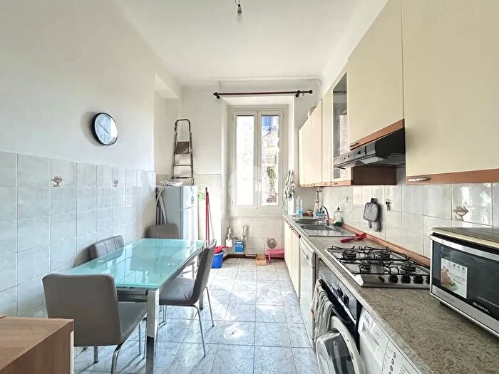 Appartamento quadrilocale in affitto in Via Francesco De Sanctis, Milano