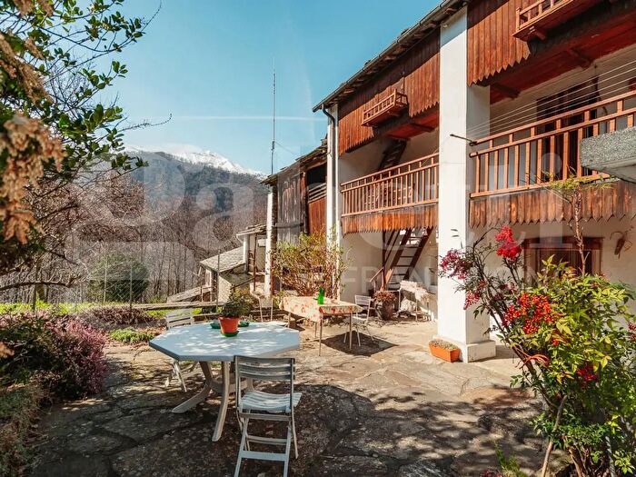 Casa trilocale in vendita in Località Serre, Angrogna