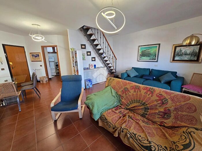 Appartamento trilocale in vendita in Via Milano, Fiano Romano