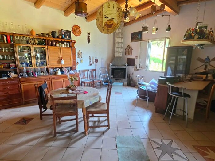 Appartamento quadrilocale in vendita in Via Giardino, Rutino