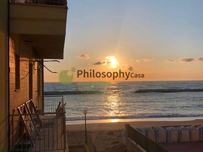 Appartamento trilocale in affitto in Via Germania, Centro, Porto Recanati