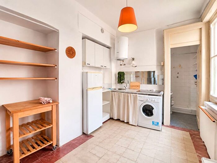Appartamento trilocale in affitto in Via Spartaco, Montenero, Milano