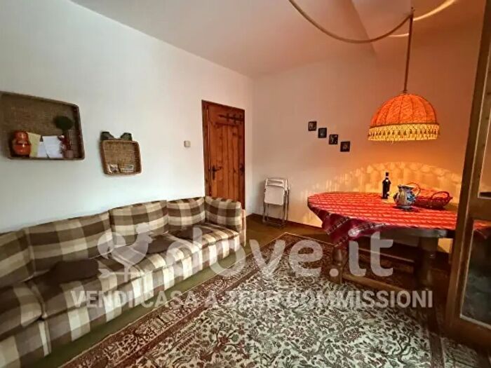 Appartamento con 5 locali in vendita in Via Moia, Foppolo