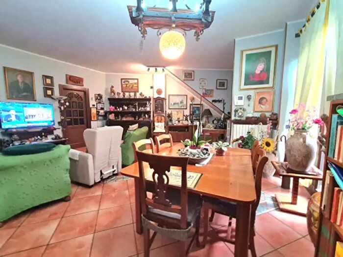 Appartamento trilocale in vendita in Via Colli di SantErasmo, Legnano