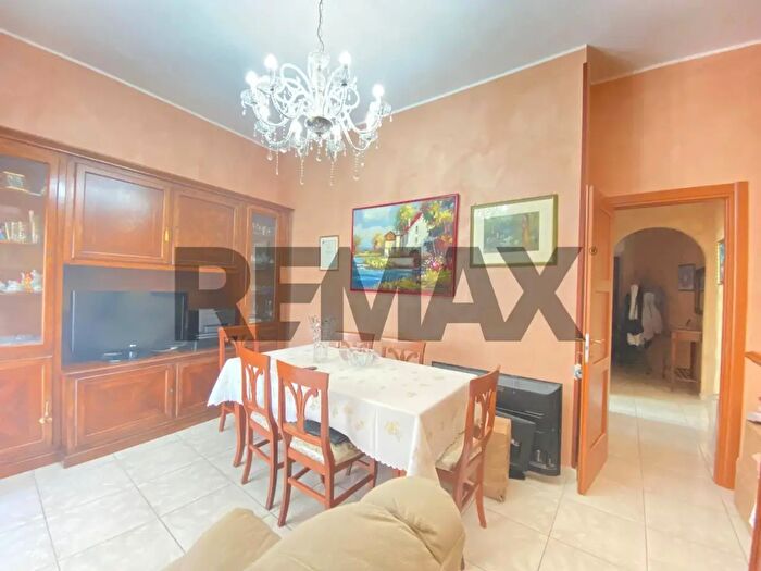 Appartamento trilocale in vendita in Via Luigi Pirandello, Catania