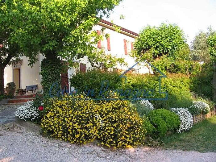 Casa con 7 locali in vendita in Via della Carletta, Rimini