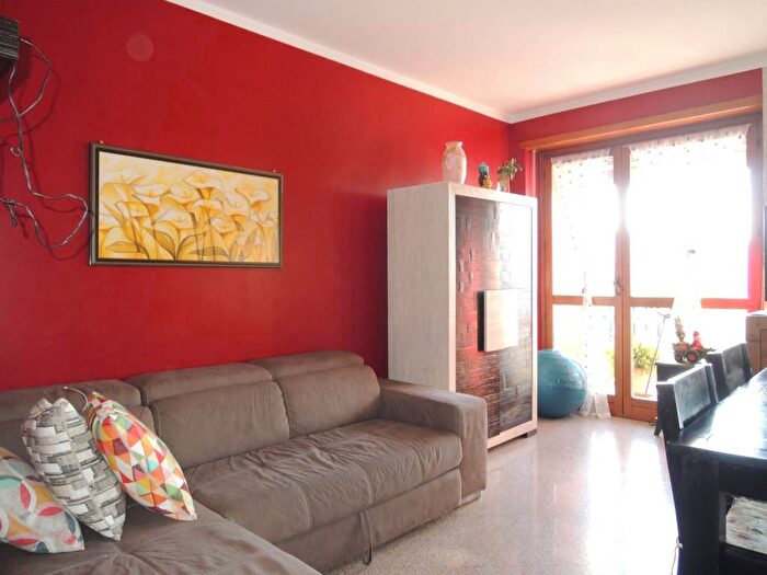 Appartamento trilocale in affitto in Via Podgora, Lingotto, Torino