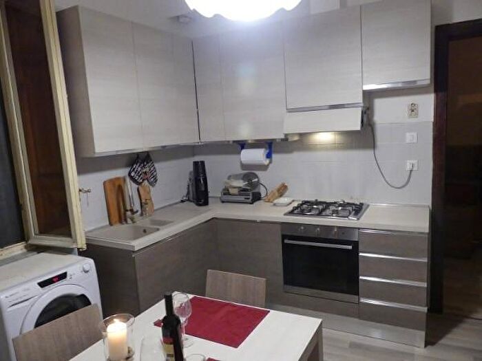 Casa quadrilocale in vendita in Barga