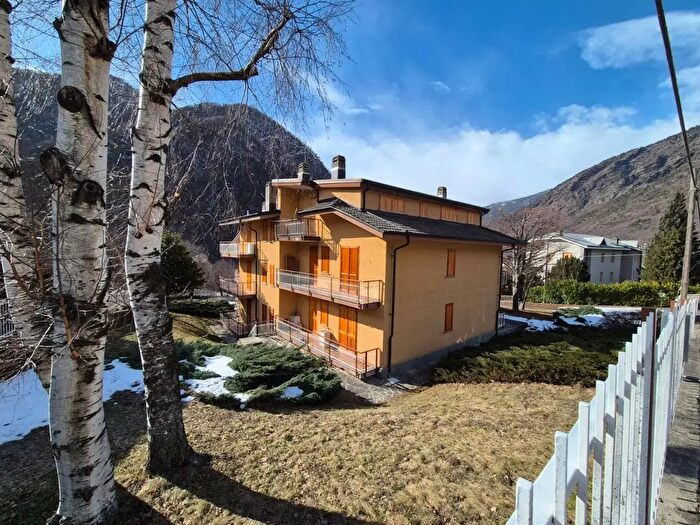 Appartamento con 5 locali in vendita in Borgata Gleisolle, Roure