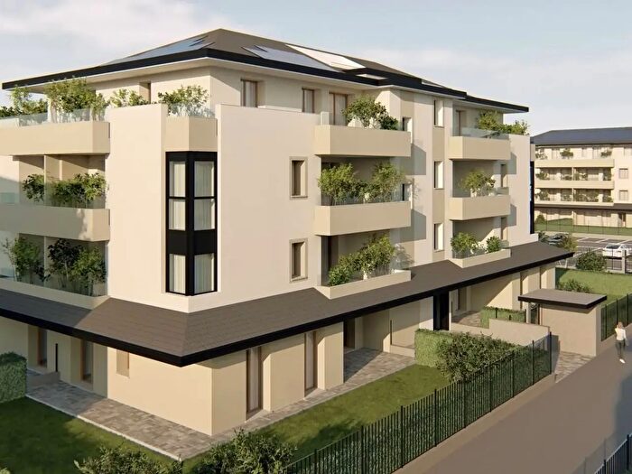 Case in Vendita e in Affitto - 2