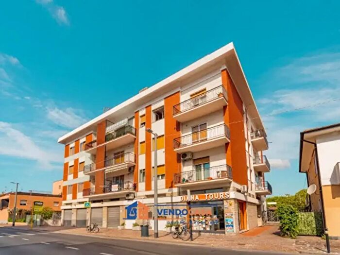 Appartamento bilocale in vendita in Via Generale Ardoino, Diano Marina