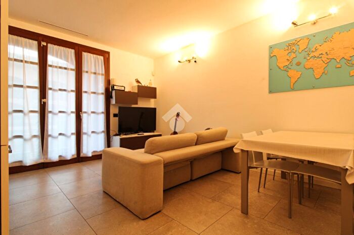 Appartamento bilocale in affitto in Via Cascina SantIlario, Assago