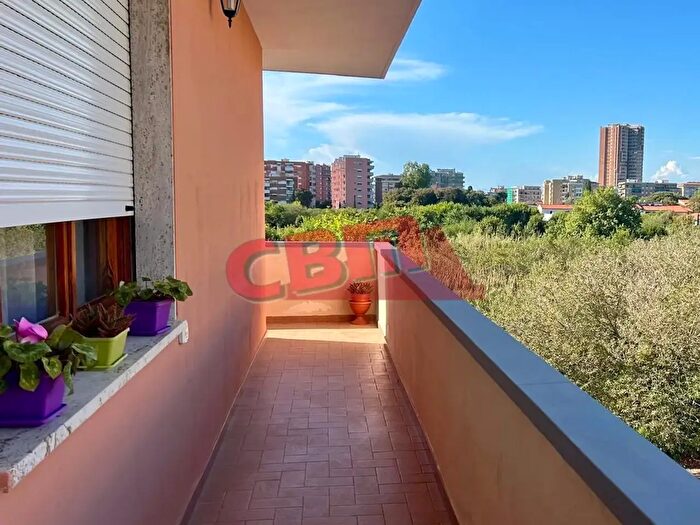 Appartamento con 5 locali in vendita in Livorno