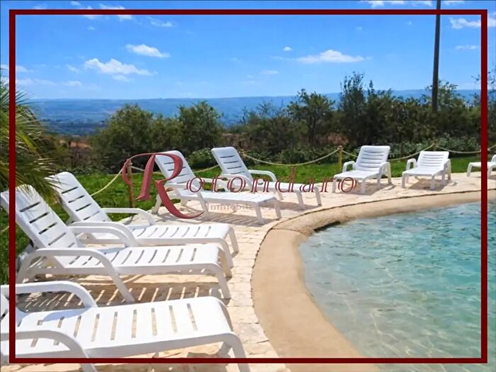 Casa con 6 locali in vendita in Contrada Piano Milo, Noto