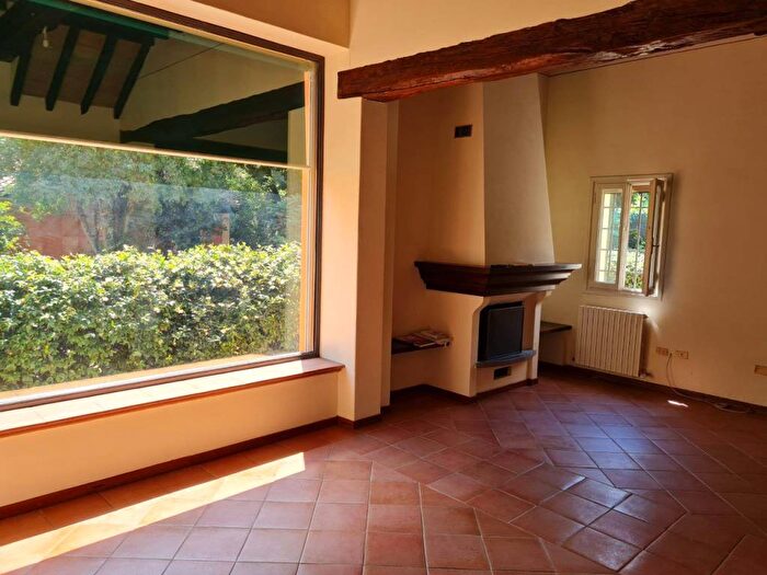Casa con 6 locali in affitto in Stradello San Marone, Villaggio Zeta, Modena