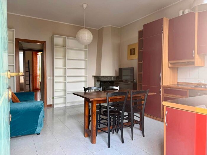 Appartamento bilocale in affitto in Via Morimondo, Barona, Milano