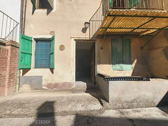 Casa quadrilocale in vendita in Via Bagiarini, Cunico
