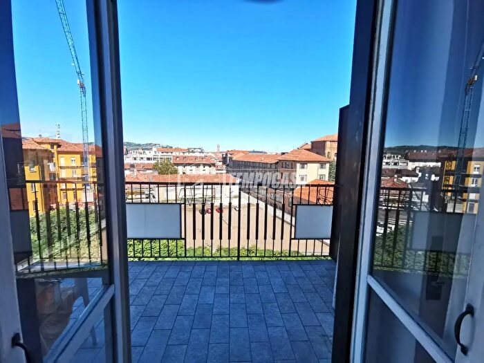 Appartamento trilocale in vendita in Alba