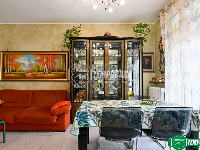 Appartamento trilocale in vendita in Via Guglielmo Mattioli, Bergamo