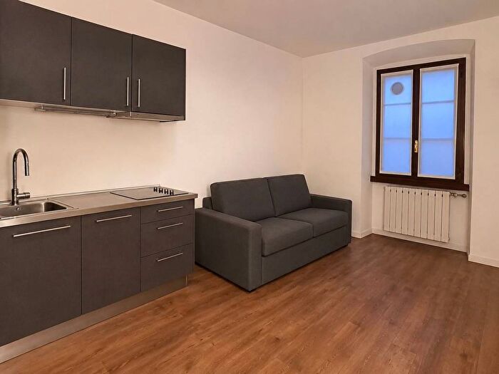 Appartamento monolocale in affitto in Via Vigevano, Navigli Darsena, Milano