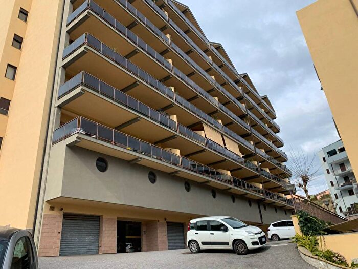 Appartamento bilocale in affitto in Salita Fosse, Litoranea Panoramica, Messina