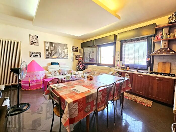 Appartamento trilocale in vendita in Via Ateste, Este