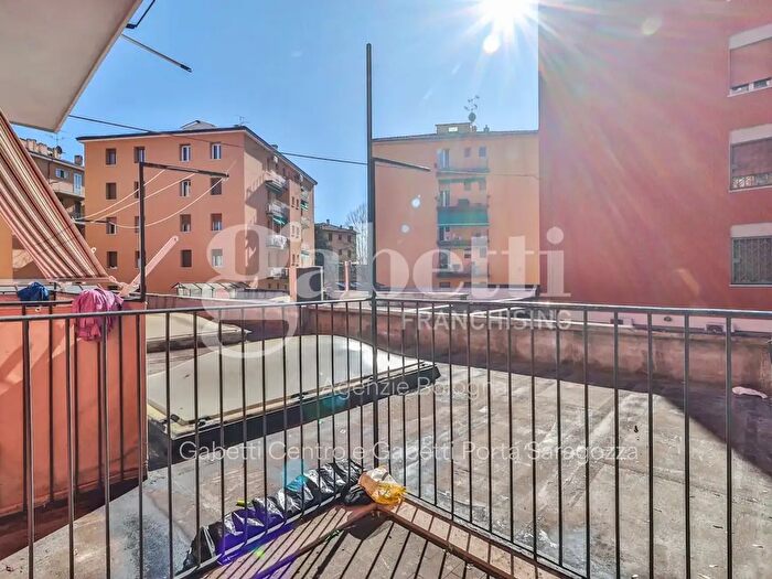 Appartamento bilocale in vendita in Via Ferrarese, Bologna