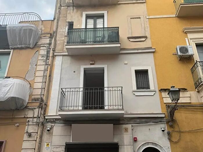 Appartamento bilocale in vendita in Via Garibaldi, Lentini