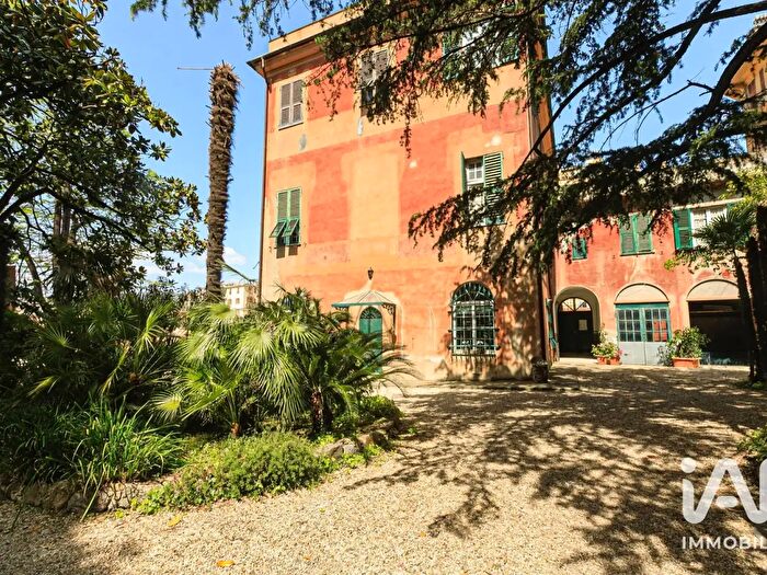Casa con 9 locali in vendita in Via Anton Giulio Barrili, Genova