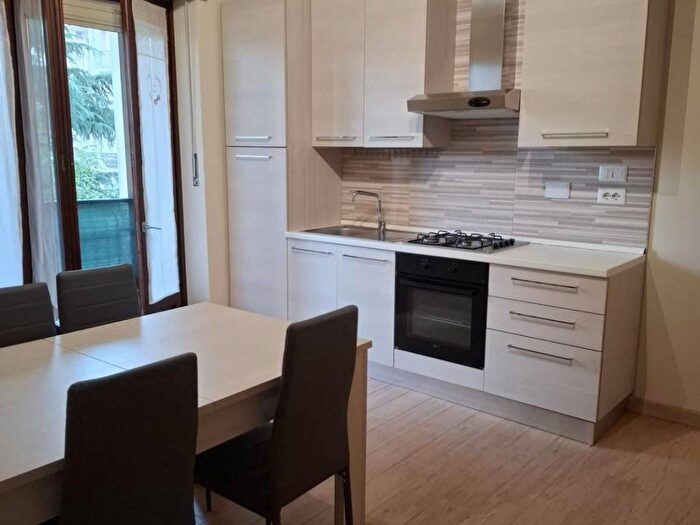 Appartamento trilocale in affitto in Via Bernardo Vittone, Semicentro, Chieri