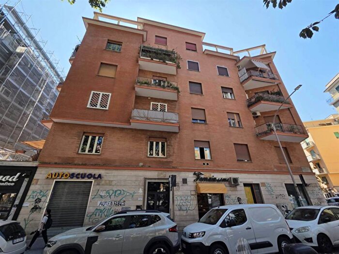 Appartamento con 6 locali in affitto in Colli Portuensi Casaletto, Roma