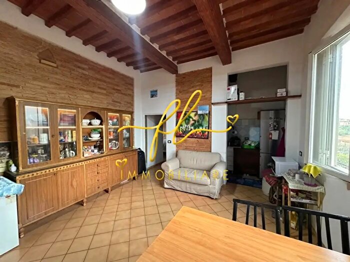 Appartamento quadrilocale in vendita in Livorno