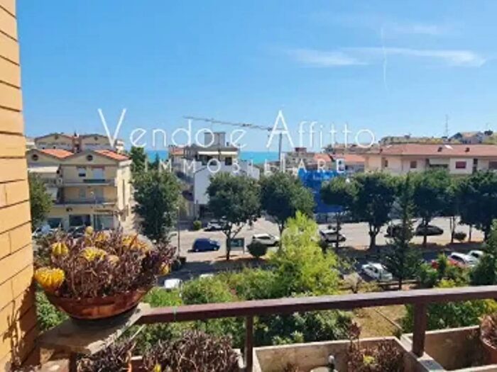 Appartamento con 5 locali in affitto in Vasto
