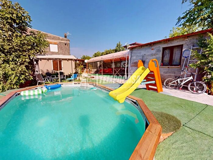 Casa quadrilocale in vendita in Via Giuseppe De Martini, Sassari