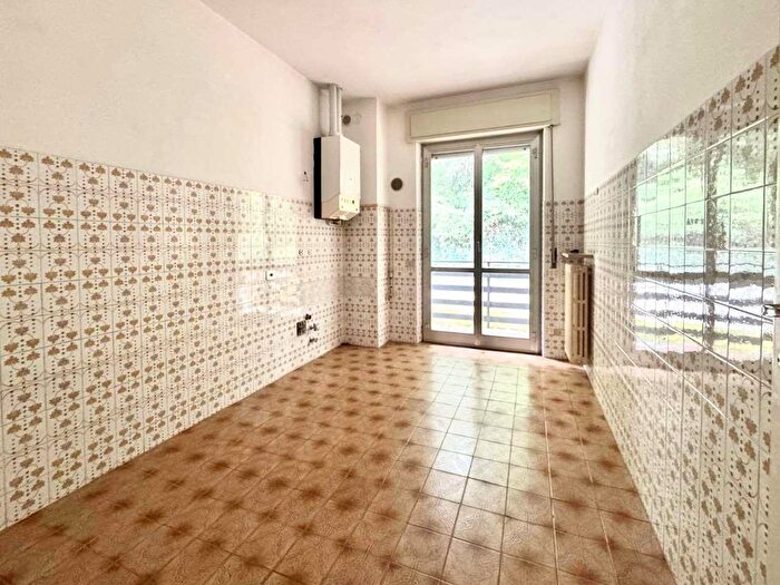 Appartamento bilocale in vendita in Via Ferrarin, Induno Olona