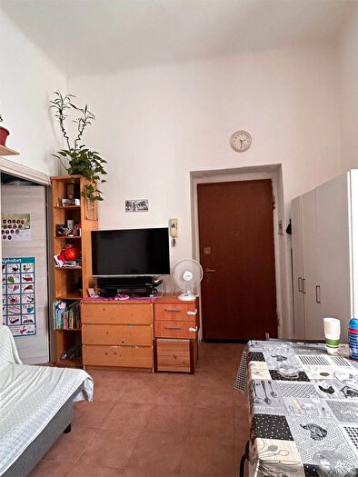 Appartamento bilocale in affitto in Milano MM Pasteur Via delle Leghe, Milano