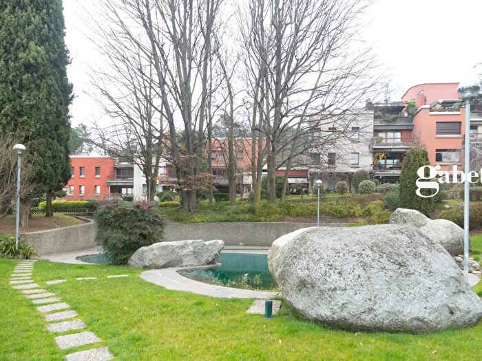 Appartamento quadrilocale in vendita in Via Mazzini, Barzano