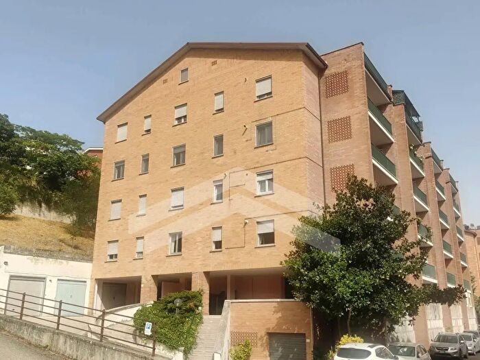 Appartamento trilocale in vendita in Cda Taverna, Ferrazzano