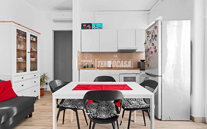 Appartamento bilocale in vendita in Viale Tibaldi, Milano