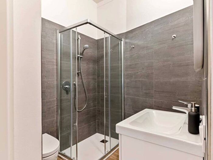 Appartamento in affitto in Via Luciano Manara, Guastalla, Milano