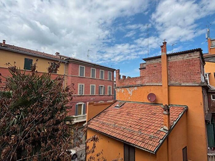 Appartamento trilocale in affitto in via Olindo Guerrini, Costa, Bologna