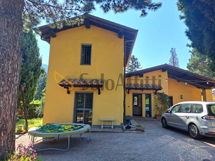 Casa con 5 locali in affitto in Via dei Laghi, Centro, Rocca di Papa