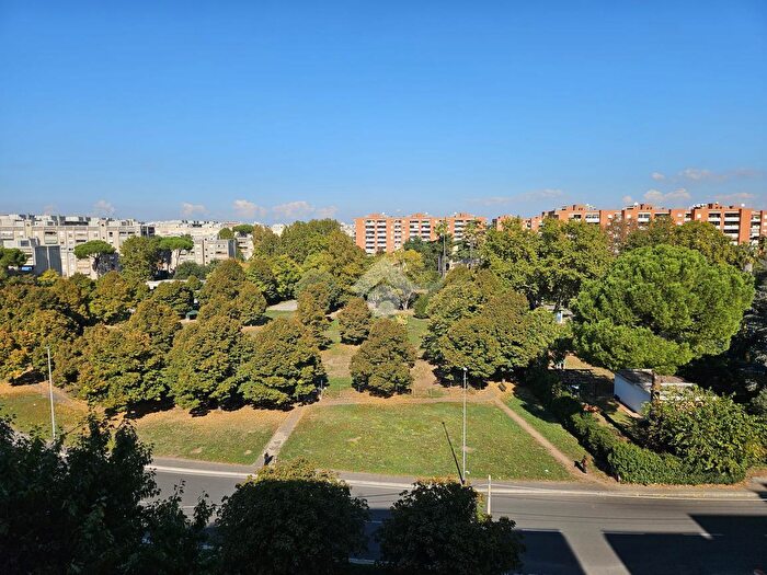 Appartamento trilocale in vendita in Via Fernando Santi, Roma