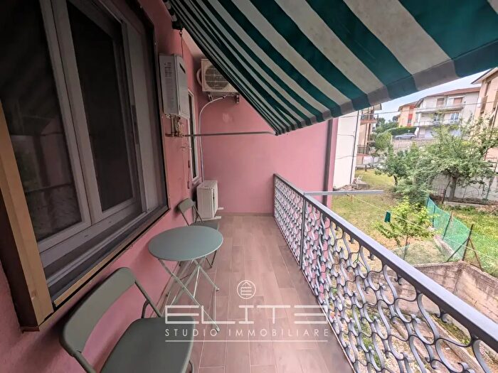 Appartamento quadrilocale in vendita in Via Monte Pennino, Ancona